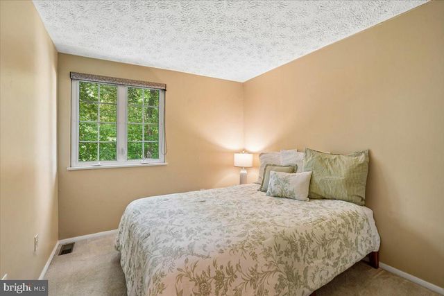 10906 BARTON HILL CT, Reston, VA 20191