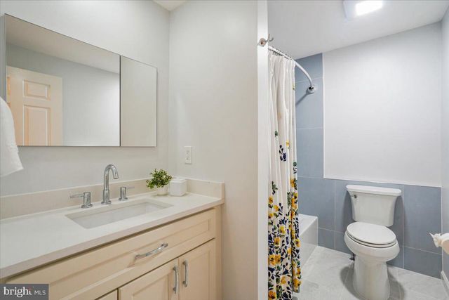 10906 BARTON HILL CT, Reston, VA 20191