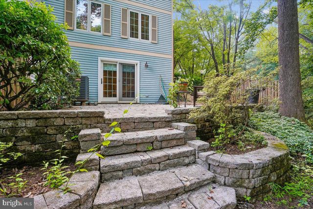 10906 BARTON HILL CT, Reston, VA 20191