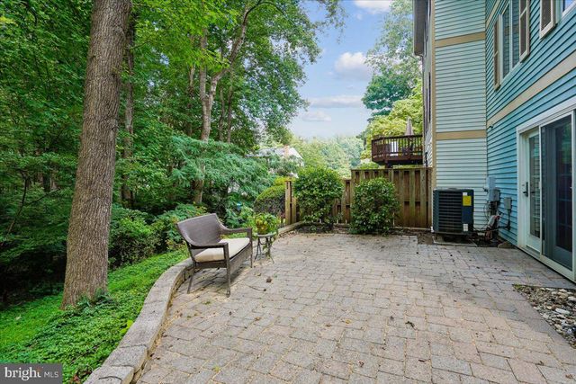 10906 BARTON HILL CT, Reston, VA 20191