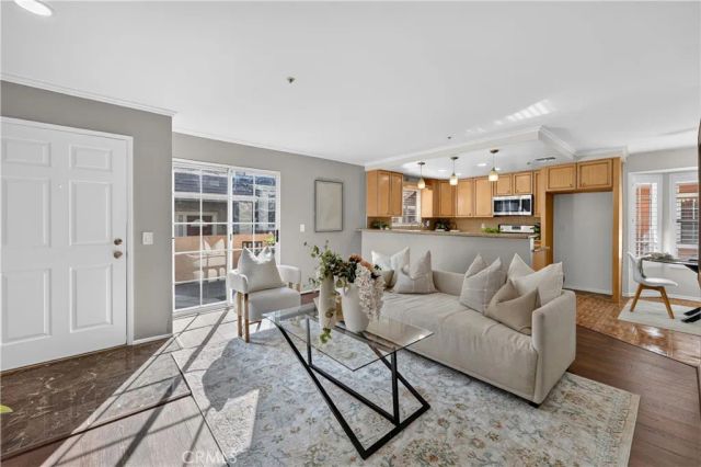 323 Genoa St A, Monrovia, CA 91016