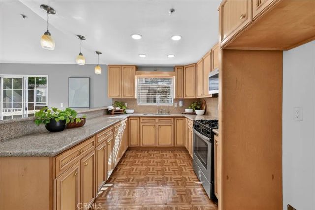 323 Genoa St A, Monrovia, CA 91016