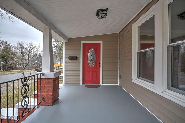 409 West Locust Street, Johnson City, TN 37604
