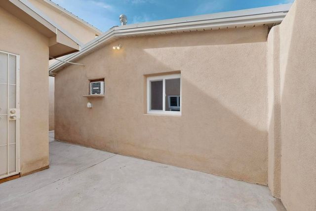 2823 Bel Air Drive NE, Albuquerque, NM 87110