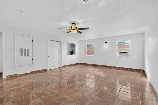 2823 Bel Air Drive NE, Albuquerque, NM 87110