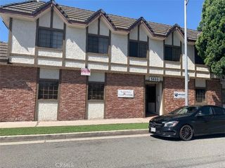 5665 whitnall, North Hollywood, CA 91601
