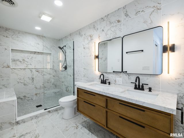 311 N 2ND Street, Dunlap, IL 61525