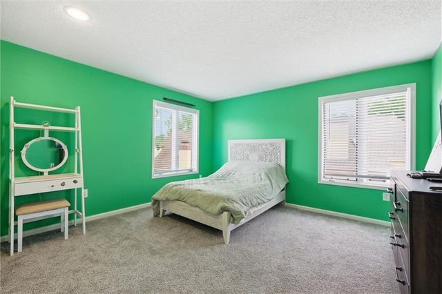 8543 Westgate Street, Lenexa, KS 66215