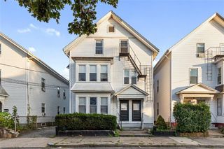 92 Centre Street 3, Pawtucket, RI 02860