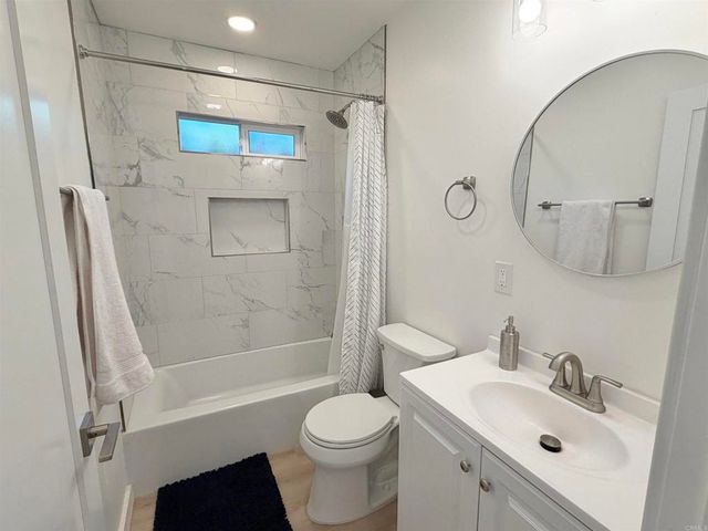 429 Garfield Street, Oceanside, CA 92054