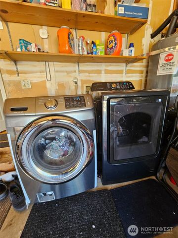 1327 S 88th Street, Tacoma, WA 98444