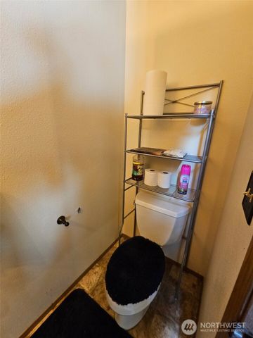 1327 S 88th Street, Tacoma, WA 98444