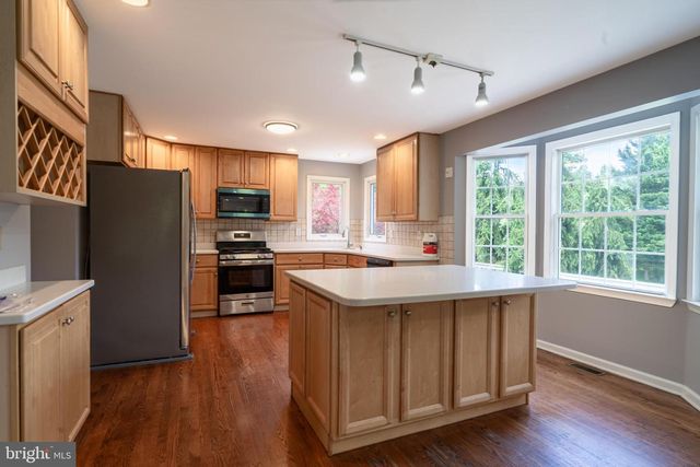 4300 OLD LINCOLN HWY, Feasterville Trevose, PA 19053