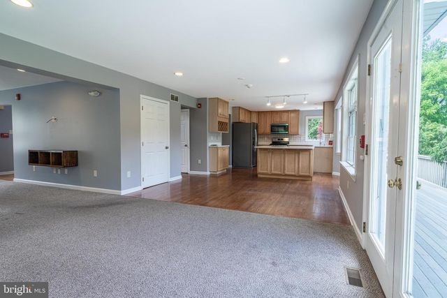 4300 OLD LINCOLN HWY, Feasterville Trevose, PA 19053
