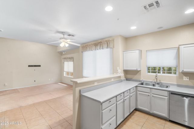 9750 N MONTEREY Drive 19, Fountain Hills, AZ 85268