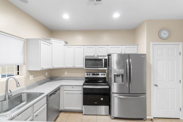 9750 N MONTEREY Drive 19, Fountain Hills, AZ 85268