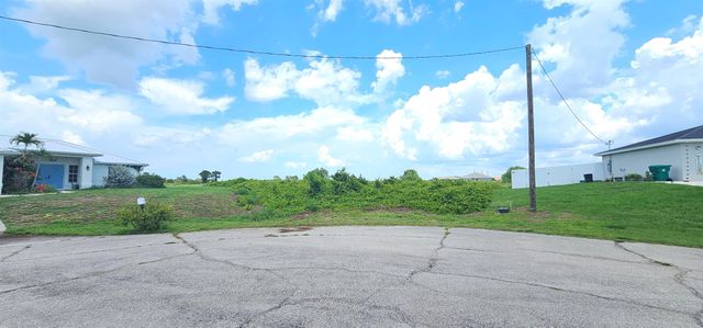 9009 Tea Court, Labelle, FL 33935