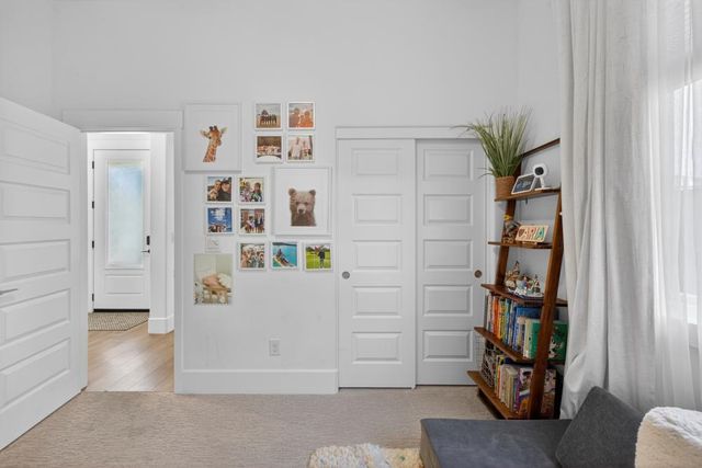 5130 E St, Sacramento, CA 95819