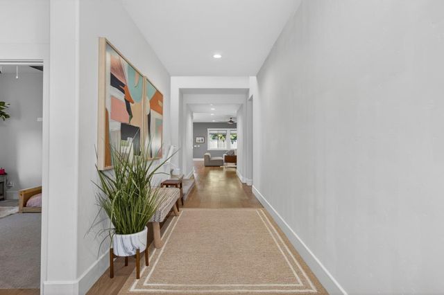 5130 E St, Sacramento, CA 95819