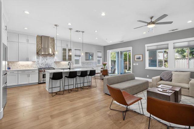 5130 E St, Sacramento, CA 95819