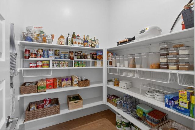 5130 E St, Sacramento, CA 95819