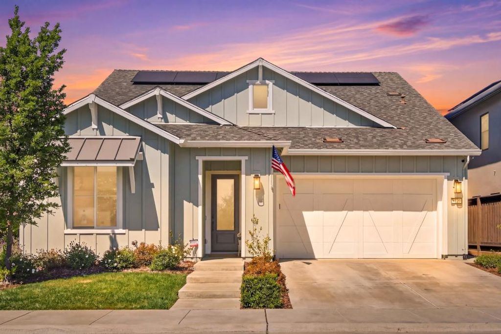 5130 E St, Sacramento, CA 95819