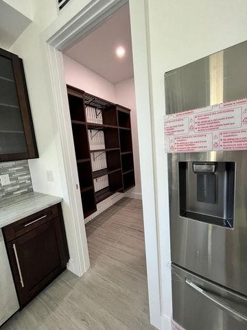 5487 Cimmeron Court, Gulf Breeze, FL 32563