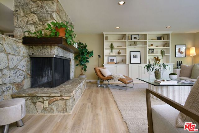 3517 Scadlock Lane, Sherman Oaks, CA 91403