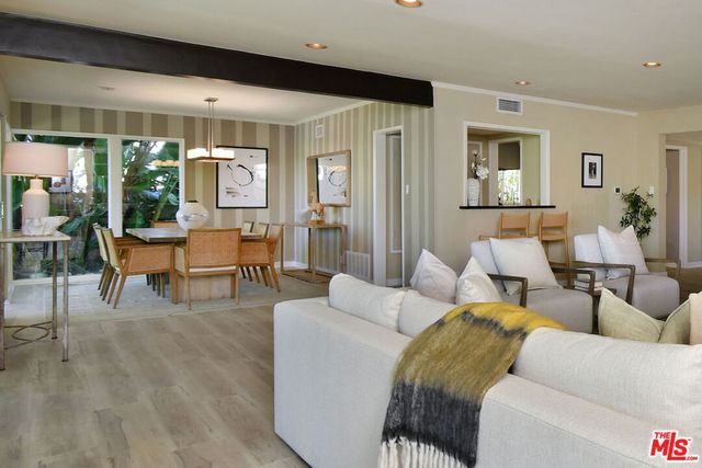 3517 Scadlock Lane, Sherman Oaks, CA 91403