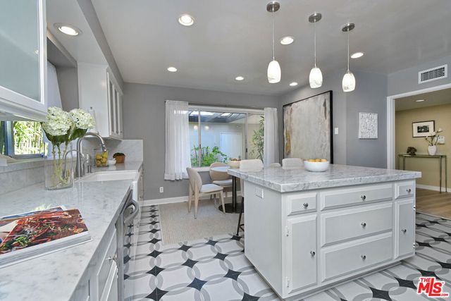 3517 Scadlock Lane, Sherman Oaks, CA 91403