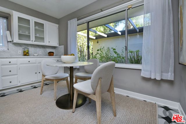 3517 Scadlock Lane, Sherman Oaks, CA 91403