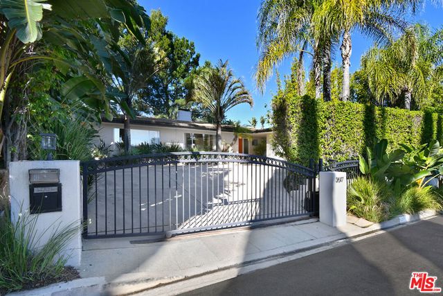 3517 Scadlock Lane, Sherman Oaks, CA 91403