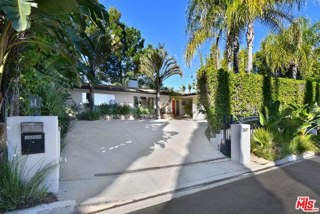 3517 Scadlock Lane, Sherman Oaks, CA 91403