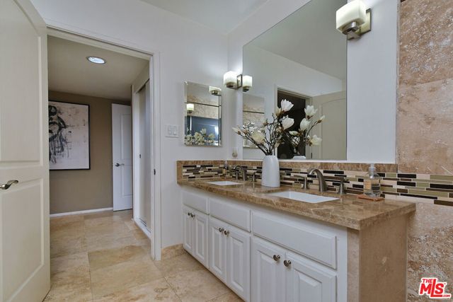 3517 Scadlock Lane, Sherman Oaks, CA 91403