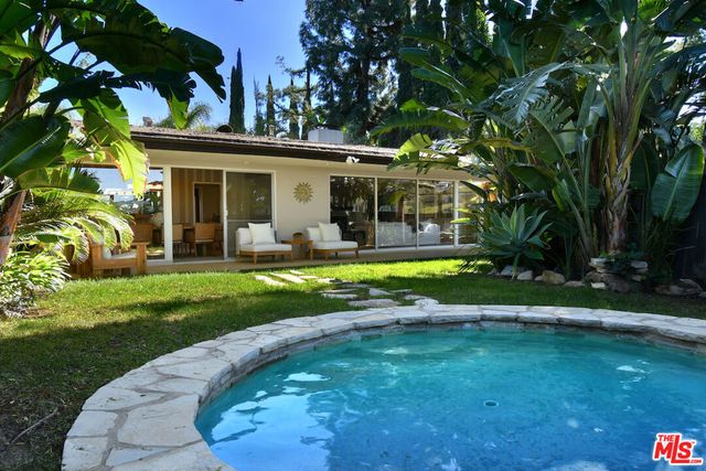 3517 Scadlock Lane, Sherman Oaks, CA 91403