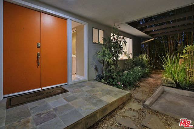 3517 Scadlock Lane, Sherman Oaks, CA 91403