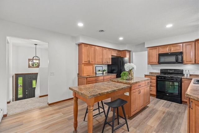 1735 Highway 63, New Richmond, WI 54017