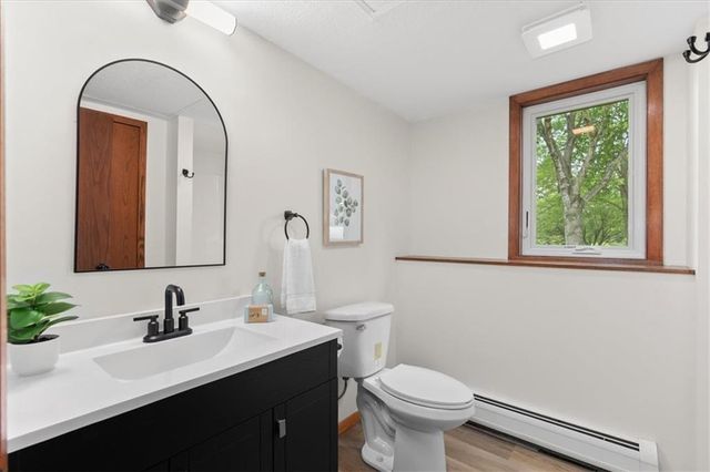 1735 Highway 63, New Richmond, WI 54017