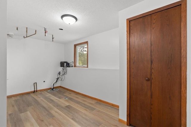 1735 Highway 63, New Richmond, WI 54017