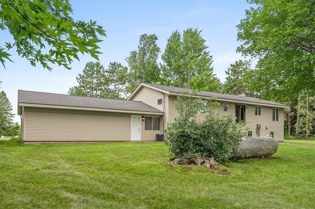 1735 Highway 63, New Richmond, WI 54017