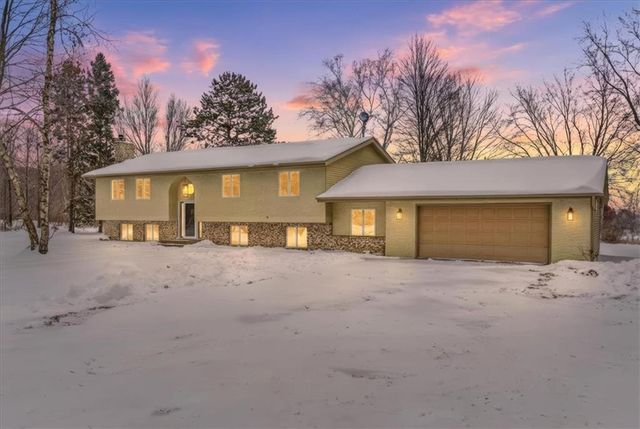 1735 Highway 63, New Richmond, WI 54017
