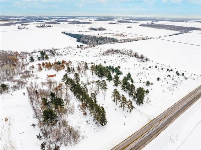 1735 Highway 63, New Richmond, WI 54017