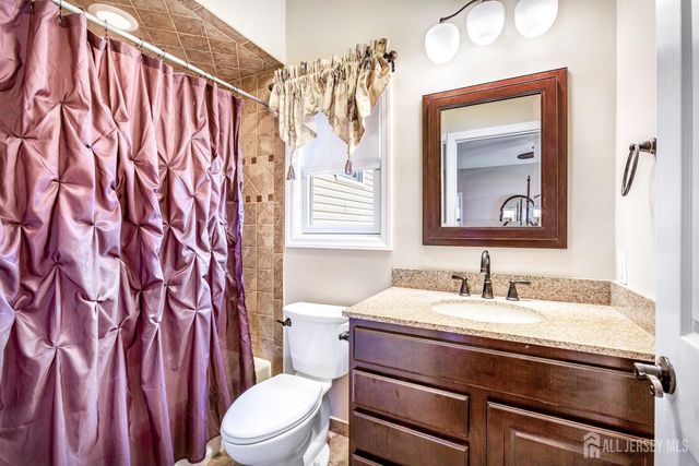 1125 Charter Street, Piscataway, NJ 08854