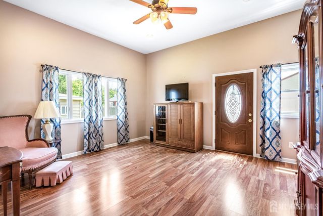 1125 Charter Street, Piscataway, NJ 08854