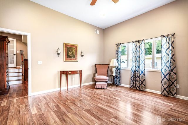 1125 Charter Street, Piscataway, NJ 08854
