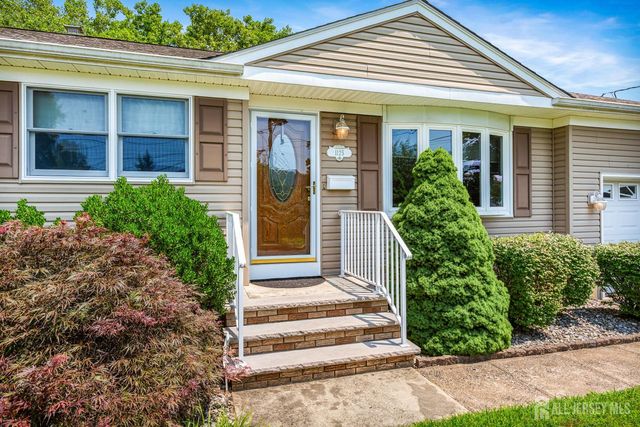 1125 Charter Street, Piscataway, NJ 08854