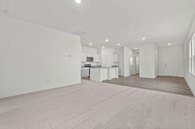 108 Wedemeyer ST, Taylor, TX 76574