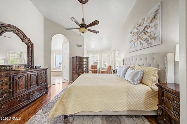 1924 E EL FREDA Road, Tempe, AZ 85284