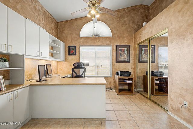 1924 E EL FREDA Road, Tempe, AZ 85284