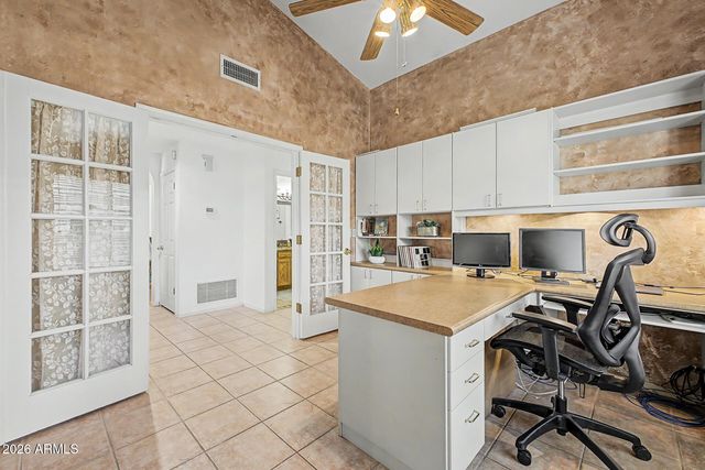 1924 E EL FREDA Road, Tempe, AZ 85284